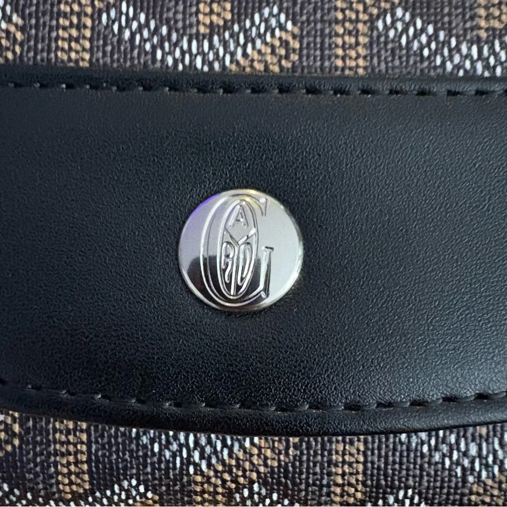 Fashion Trifold Long Wallet Black Brown Snap Closure Silver Hardware - Picture 2 of 15